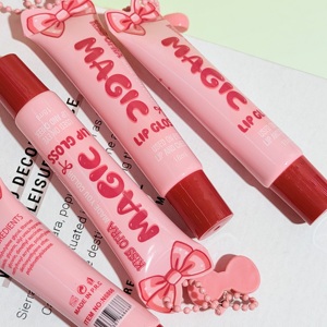 KISS OFRA Shine High <span class=keywords><strong>Lip</strong></span> Gloss 18ml Glossy Hydratant et Nourrissant à l'Huile Minérale de Mica, Fini Brillant, Breloque Chaîne Perlée, 6 Couleurs - Product Image 2