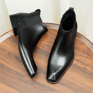 Botas Martin de Estilo Británico a la Moda 2025 - Botas de Tobillo de Cuero Genuino con Forro de Lana Cálida para Hombre - Product Image 1
