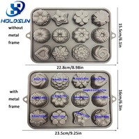 Moule en silicone personnalisé résistant à la chaleur, flexible, de qualité alimentaire, à 12 cavités, en forme de diverses fleurs, pour gelée, pudding, savon, avec trou de suspension