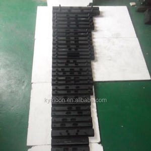 รองเท้าตีนตะขาบยางคุณภาพสูง รองเท้าตีนตะขาบยางสำหรับรถเครน แผ่นรองตีนตะขาบรถขุด แผ่นรองตีนตะขาบเหล็ก - Product Image 3