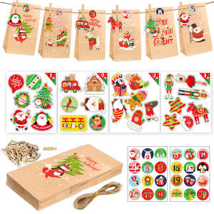 Vente en gros Emballage de bonbons Flocon de neige Père Noël Kraft Artisanat Cadeau de Noël Mignon Nouvel An Emballage <span class=keywords><strong>Sac</strong></span> en papier de Noël - Product Image 4