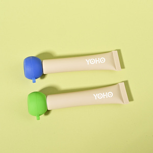 Envase de Brillo Labial Rosa con Accesorios de Dijes Bonitos, Envase Cosmético de Plástico Vacío para Lápiz Labial con Tapa de Rosca - Product Image 4