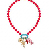Collier artisanal coloré en perles, pendentif en forme d'animal (poisson, étoile de mer, cœur)