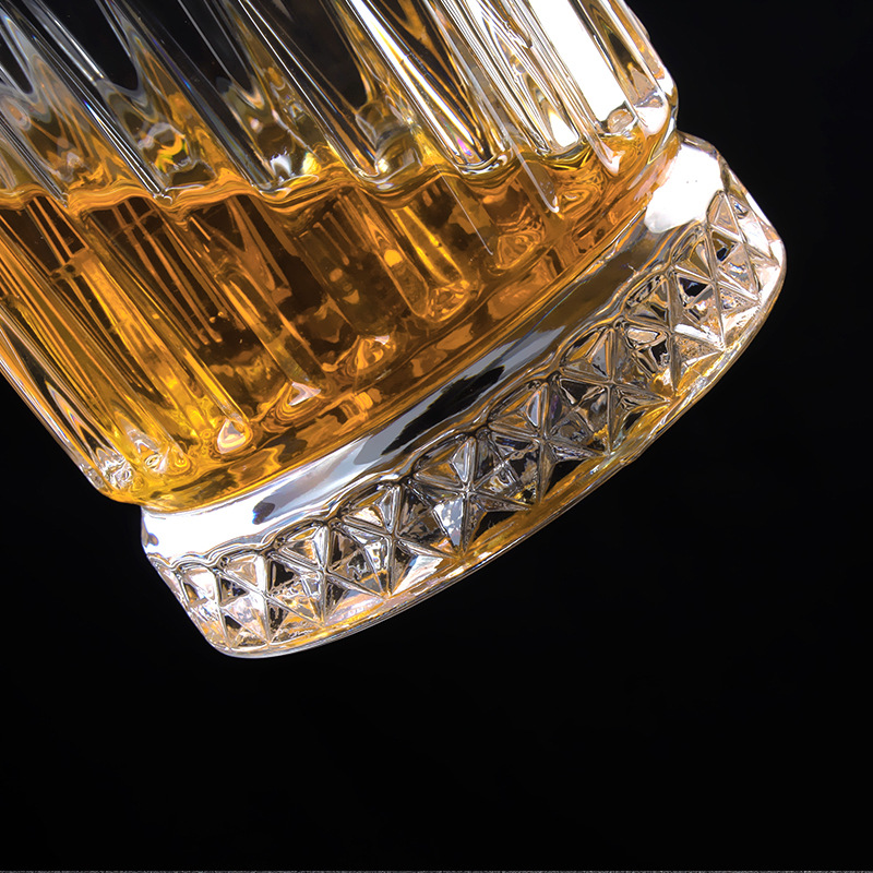 Wholesale Custom round whiskey glass cup whiskey glasses whiskey glass tumbler