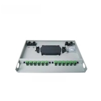 Boîtier terminal ODF 24/48 fibres optiques, panneau de brassage à montage en rack, équipement de gestion et de distribution de câbles réseau