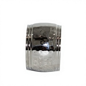 Anillo para Servilletas de Metal con Diseño Martillado, Acabado Plateado, Ecológico, para Eventos, Vajilla, Elegante, Gran Venta - Product Image 1