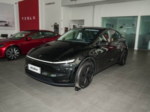 รถยนต์มือสองของรถยนต์ไฟฟ้า <span class=keywords><strong>Tesla</strong></span> โมเดล <span class=keywords><strong>Y</strong></span> รถใหม่ - Product Image 4