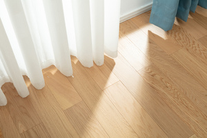 Suelo de madera maciza de roble europeo, resistente al agua, color blanco - Product Image 4
