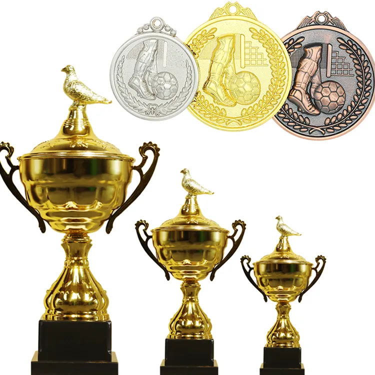 फैक्टरी मूल्य कस्टम ट्राफियां और पदक जस्ता मिश्र धातु धातु पुरस्कार ट्राफियां और पदक खेल