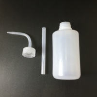 Bouteille de lavage multi-capacités en PE, transparente, graduée, à embout courbé, pour rinçage d'échantillons, consommables de laboratoire clinique et chimique