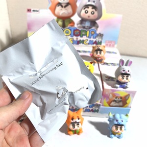 Nueva Caja Sorpresa Navideña para Niños: Muñeco de Dibujos Animados Crayon <span class=keywords><strong>Shin</strong></span>-<span class=keywords><strong>chan</strong></span> en Caja Sorpresa, Regalo de Navidad, Regalo de Cumpleaños - Product Image 2