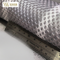 Tissu maillé 3D épais respirant en polyester tricoté chaîne pour doublure de matelas et rembourrage intérieur de casque de sécurité