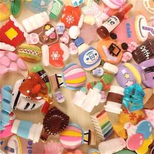 Ventes chaudes - Accessoires en résine mélangée DIY, styles variés, décoration pour ongles - Product Image 1