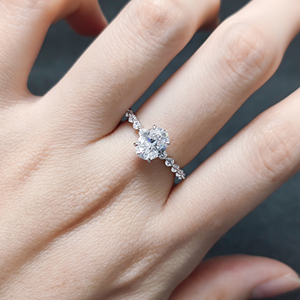 <span class=keywords><strong>Testeur</strong></span> de diamant certifié GRA Moissanite VVS 6x8mm taille ovale pavé flottant <span class=keywords><strong>or</strong></span> blanc pur 14k <span class=keywords><strong>18</strong></span> <span class=keywords><strong>carats</strong></span> bague pour femme - Product Image 6