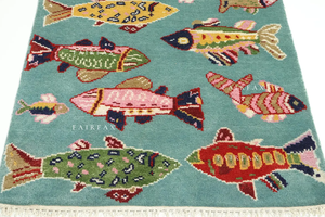 Alfombra Turca Oushak Moderna Hecha a Mano con Diseño de Peces, Decoración Náutica para Habitación Infantil, Detalles en Azul Agua - Product Image 5