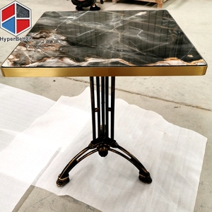 Vente en gros, table de café carrée en marbre noir magique, cadre doré, base en fer forgé noir, 60cm - Product Image 3