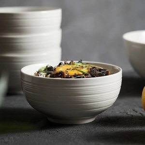 Bol à nouilles de style chinois haut de gamme anti-brûlure Gold Line, en céramique épaissie pour usage domestique, idéal pour les fêtes, vaisselle de table de grande valeur - Product Image 3