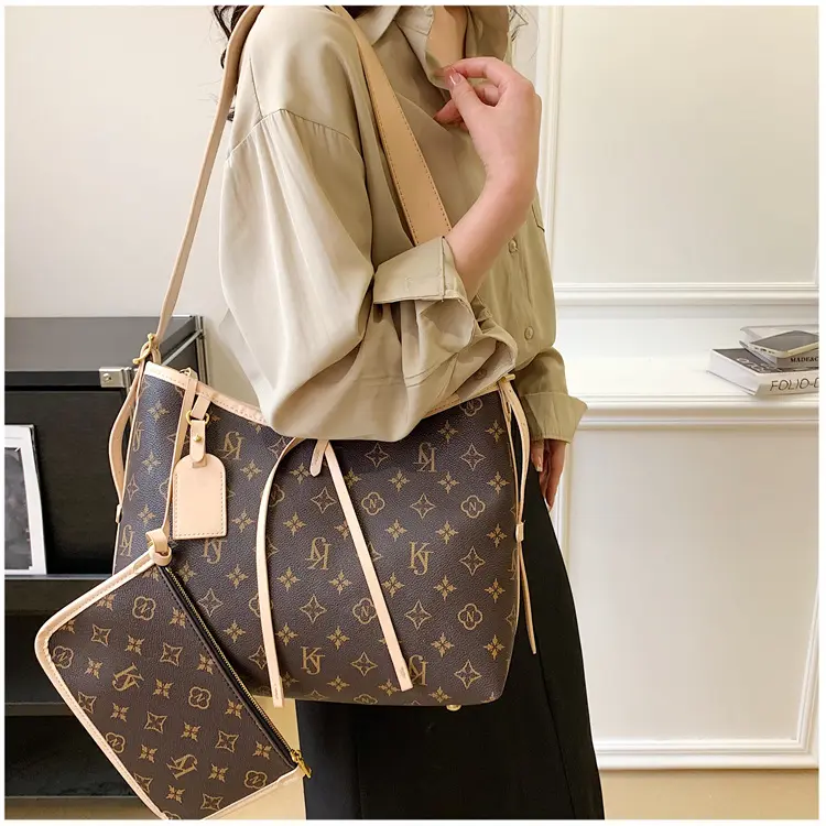 Wholesale printed women's bags 2023 new fashion presbyopic shoulder bag luxury high quality large capacity crossbody bag