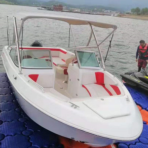 Bote Deportivo de 22 pies de Fibra de Vidrio con Motor de 150 Caballos de Fuerza - Product Image 4