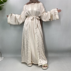 Conjunto de Abaya de Satén Estampado a la Moda con Manga Holgada - Elegante Abaya Abierta + Vestido Interior Ajustado en Oferta para Mujeres Musulmanas (1948) - Product Image 2