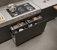 Meubles de cuisine modernes Song Design, portes en bois massif, panneaux MDF, finition gris foncé, surface facile à nettoyer, design luxueux, garantie 5 ans