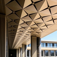 Panneau en aluminium sur mesure pour hôtels et aéroports de luxe, carrelage de plafond en aluminium 3D moderne pour la décoration intérieure commerciale