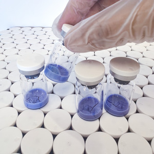 Ingrédients cosmétiques : Peptides de cuivre bleu, vente chaude, poudre brute GHK-Cu cosmétique avec 99 % de pureté et prix de gros - Product Image 6