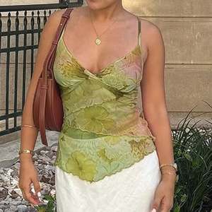 Haute qualité Style occidental mode Spaghetti sangle femmes imprimé fleuri maille Sexy court caraco hauts - Product Image 2