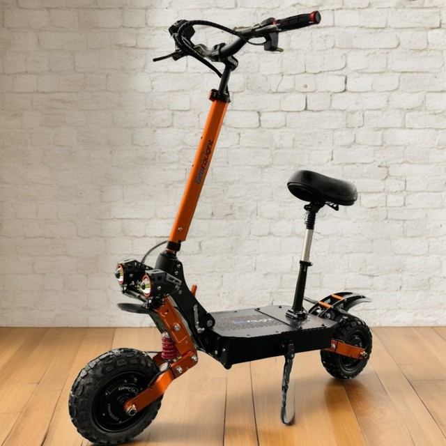 6000W High Power Electric Scooter M11 60V Dual Motor 11 Inch Wheel 30-40AH Lithium Battery Foldable Fast E-Scooter for Adults