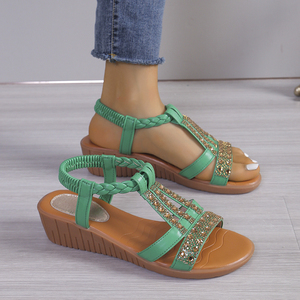 Nouvel ensemble été 2025 – Sandales romaines rétro perlées pour femme 616 – Claquettes plates décontractées et sportives à séchage rapide avec semelle intérieure en PVC - Product Image 5