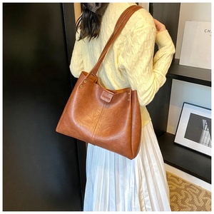 Sacs en cuir PU souple de couleur unie rétro pour <span class=keywords><strong>Com</strong></span> Ting, grande capacité, sacs à main tendance pour femmes, sacs fourre-tout, sacs pour femmes, sac à main - Product Image 3