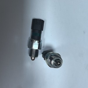 Interruptor de Luz de Reversa Nissan 32006-8S01A para Repuesto de Automóvil - Product Image 5