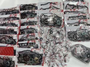 ซีลก้านวาล์ว สำหรับรถยนต์มิตซูบิชิ 4G94/4G63 16V อีคลิปส์ คอนเวอร์ทิเบิล 2.4 ปี 1999-2005 ของแท้ OEM MD184303 ผลิตในประเทศจีน - Product Image 5