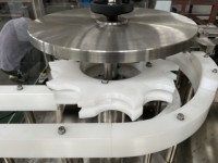 Machine de remplissage de liquides à pompe péristaltique Hebo, équipement de remplissage automatique de liquides à double tête et à 4 têtes à piston