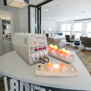 Máquina de acupresión térmica duradera, producto de suministro sanitario, producto de masaje - Product Image 5