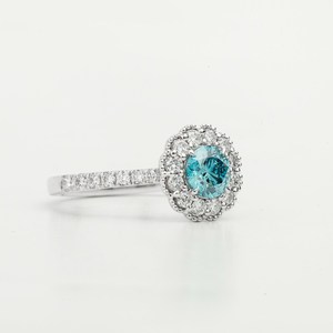 Anillo de Compromiso de Diamante Azul Premium Cultivado en Laboratorio con Corte Redondo, Diamante Certificado, Halo Elegante, Joyería de Boda - Product Image 2