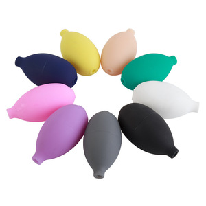Approvisionnement direct d'usine de balles gonflables en PVC, souffleurs à air, seringues auriculaires, airbags et pompes à air manuelles. - Product Image 1