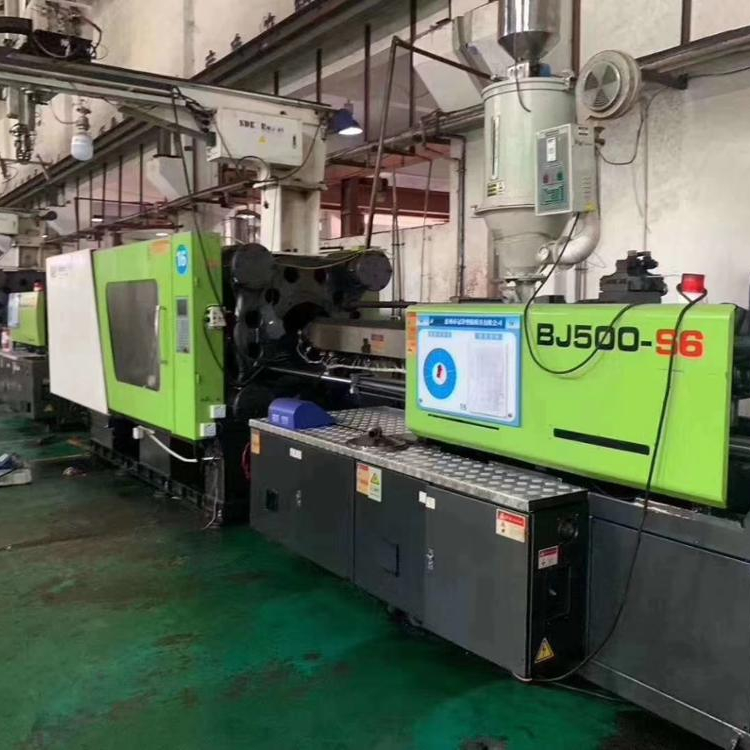 Используется Powerjet 500 тонн машина для литья пластмасс под давлением