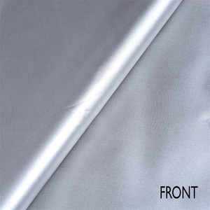 Taffetas de polyester enduit PU argenté imperméable 190T 210T tissu de couverture de <span class=keywords><strong>voiture</strong></span> <span class=keywords><strong>pour</strong></span> auvent - Product Image 3