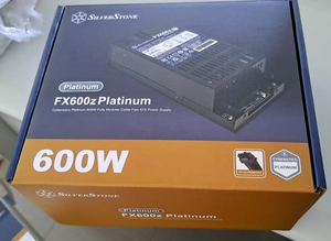Fuente de Alimentación SilverStone FX600z Platinum Cybenetics de 600W, Totalmente Modular, Flex ATX, Certificación 80 Plus, Ventilador Silencioso de 120mm, para Escritorio - Product Image 2