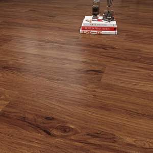 Suelo de Madera Multicapa de Diseño Europeo Moderno, Instalación con Sistema de Clic, Acabado Liso, Resistente a los Arañazos, Ideal para Villas - Product Image 3