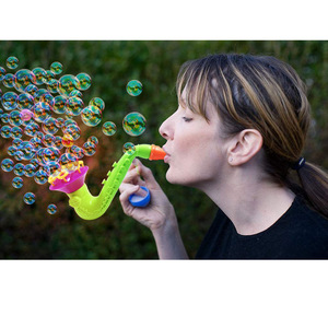 Pistola de burbujas musical, varita de trompeta y saxofón, solución de burbujas de plástico de 15x8cm para niños de 5 a 7 años, juguete unisex - Product Image 4