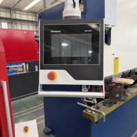 Presse plieuse CNC Delem DA53T 100T 3200mm 4+1 axes, machine de pliage hydraulique pour la fabrication de tôles de placards