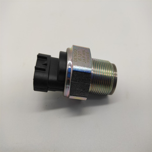 Sensor de Presión de Combustible Common Rail Diésel 89458-71010 499000-6121 para 2AD-FTV <span class=keywords><strong>Hiace</strong></span> D4D 3.0L Avensis <span class=keywords><strong>Combi</strong></span> 2.2L - Product Image 3