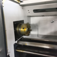 Tour CNC 2 axes, type gang, mini-machine de tournage horizontale à broche unique pour le traitement des métaux