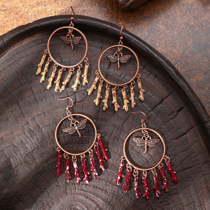 Boucles d'oreilles ethniques en alliage plaqué bronze antique avec pierre rouge, bijoux de fête pour femmes 2024 - Product Image 4