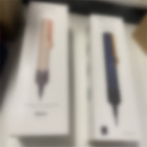 Plancha de Pelo Eléctrica con Revestimiento Cerámico y Secador de Pelo con Protección Contra Sobrecalentamiento y Pantalla LCD HS06 - Product Image 1