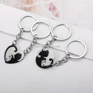 Valentine Gift DIY Jewelry Charms Cute Cat Pendant Key Chain Black Color Splicing Heart-shaped Keychain For Wholesale