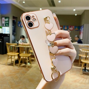 <span class=keywords><strong>Coque</strong></span> <span class=keywords><strong>de</strong></span> téléphone <span class=keywords><strong>de</strong></span> placage <span class=keywords><strong>de</strong></span> luxe <span class=keywords><strong>avec</strong></span> amour coeur chaîne dragonne filles <span class=keywords><strong>coque</strong></span> pour iPhone 11 12 13 14 15 16 Pro Max XS X XR - Product Image 6