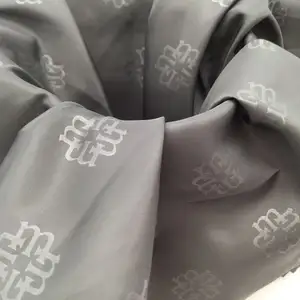 Customized Pattern 100% Polyester 66D 290T Polyester Taffeta Cire Fabric For Lining